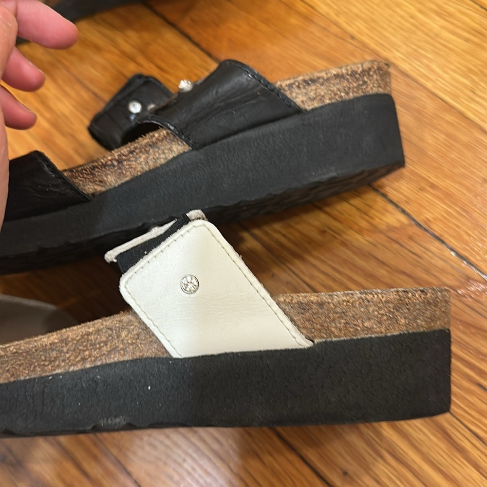 2 pairs of Naot Slide Sandals - Picture 5 of 5